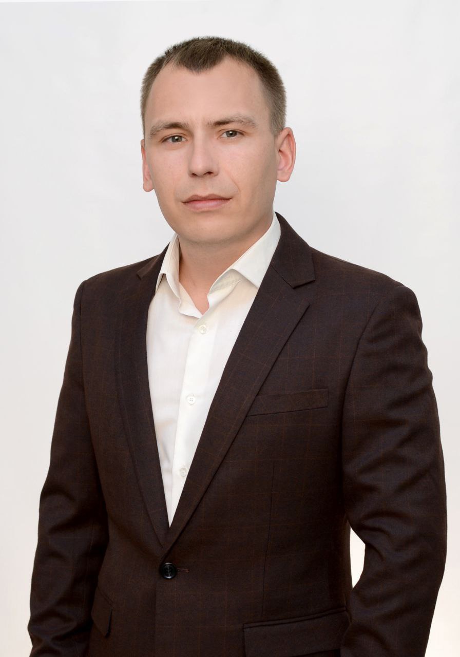 Савушкин Михаил Николаевич.