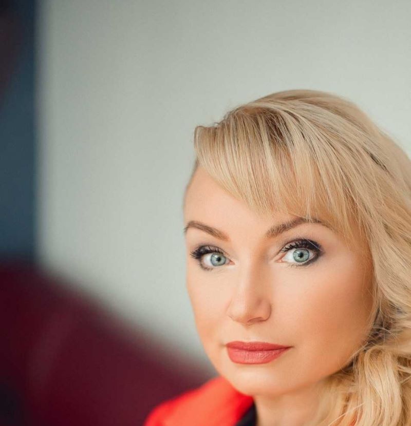Слетова Лариса Викторовна.